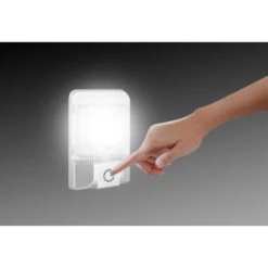 Plafoniera Brunner Auriga -Landosport Saldi plafoniera brunner auriga involucro resistente 550 lumen 48 led 17